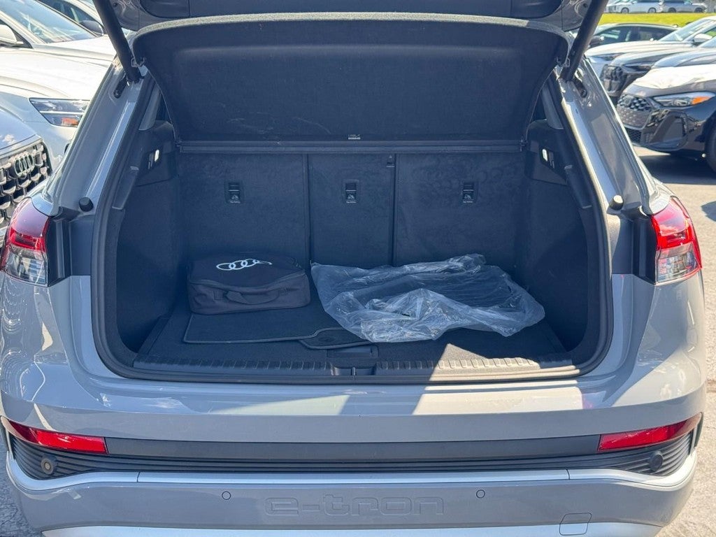 2024 Audi Q4 e-tron Premium Plus 55 quattro