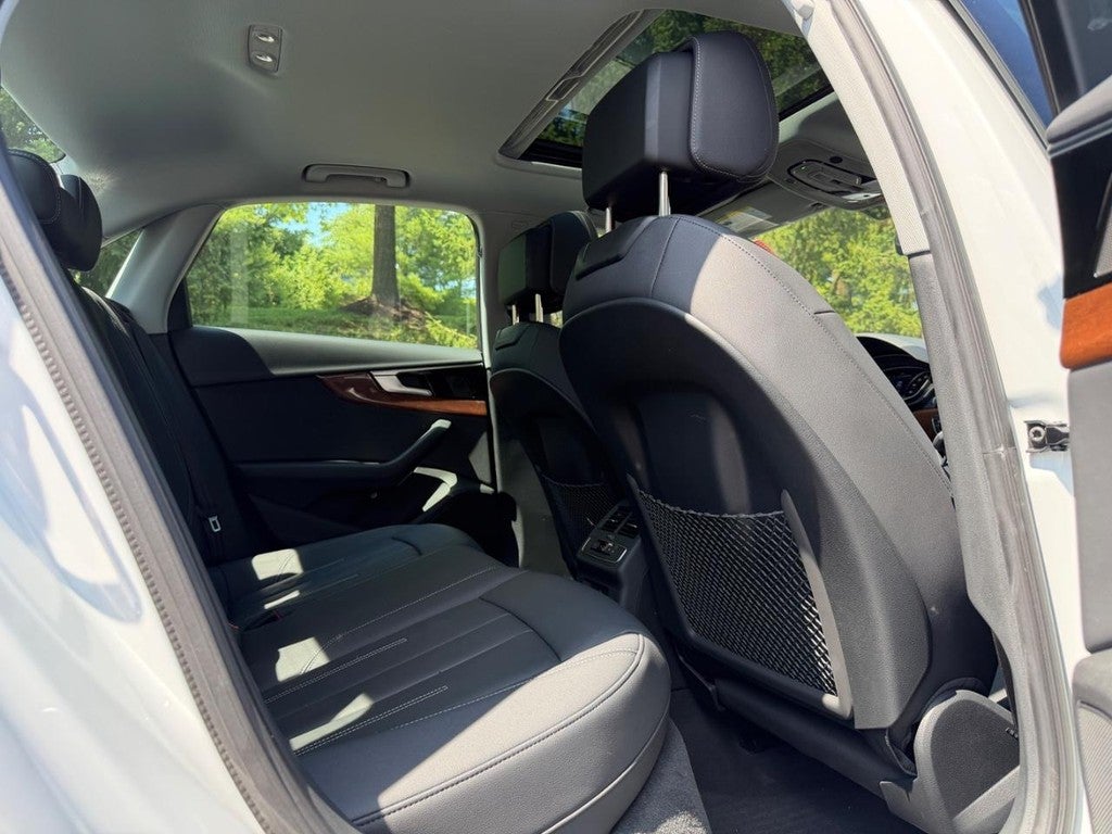 2023 Audi A4 Sedan Premium 40 TFSI quattro