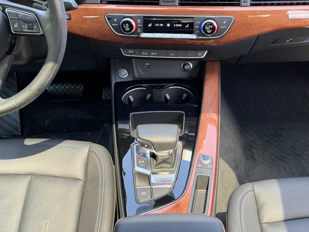 2023 Audi A4 Sedan Premium 40 TFSI quattro