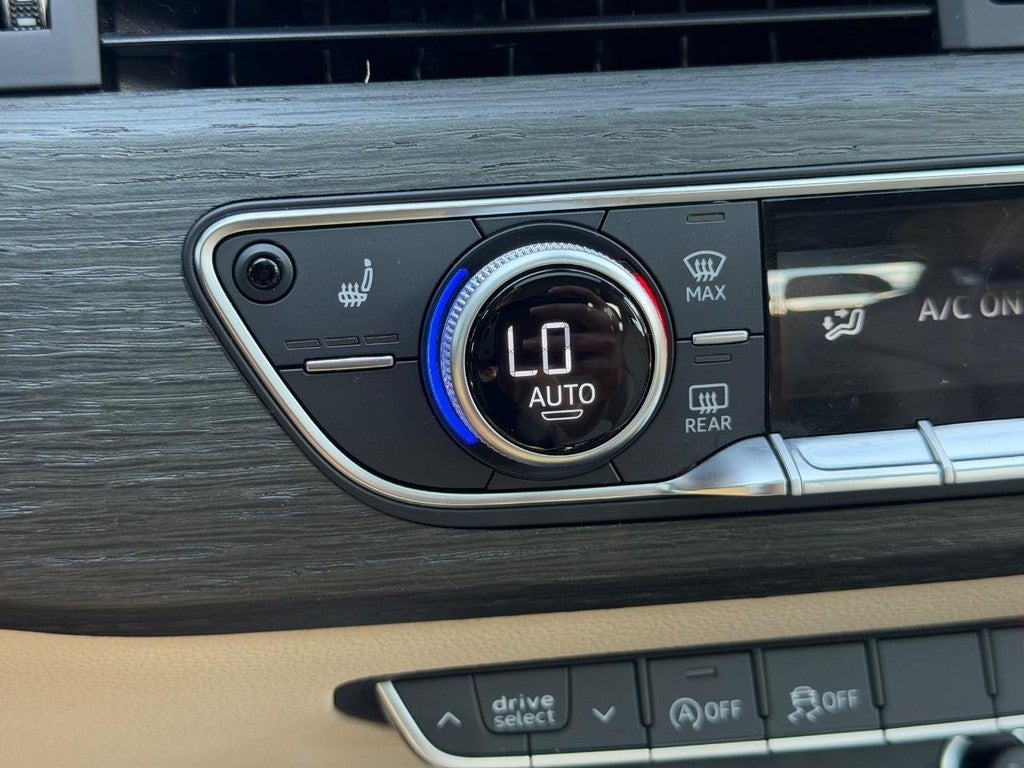 2022 Audi A4 Sedan S line Premium 45 TFSI quattro