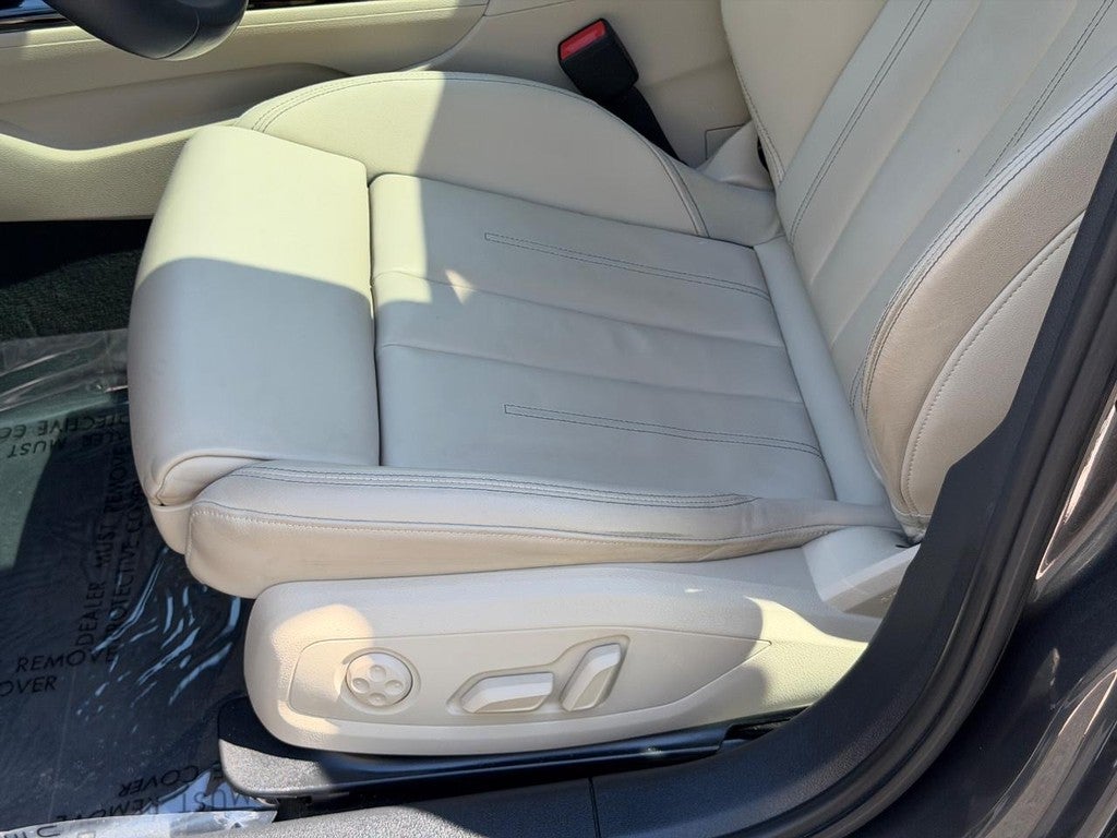 2022 Audi A4 Sedan S line Premium 45 TFSI quattro