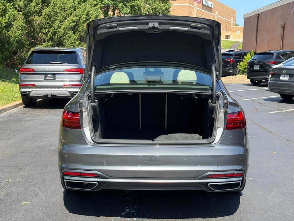 2022 Audi A4 Sedan S line Premium 45 TFSI quattro