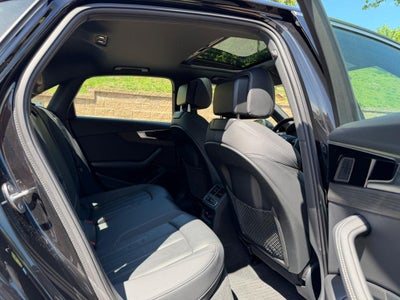 2023 Audi A4 Sedan S line Premium Plus 45 TFSI quattro