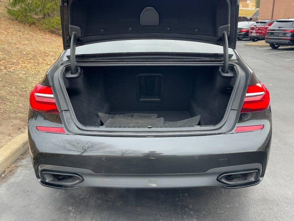 2019 BMW 7 Series 750i xDrive Sedan