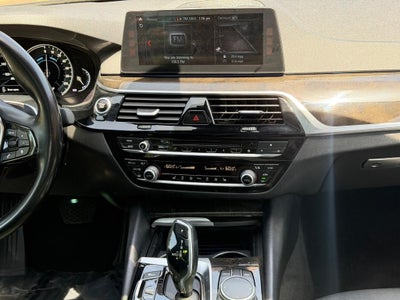 2018 BMW 5 Series 530e xDrive iPerformance Plug-In Hybrid