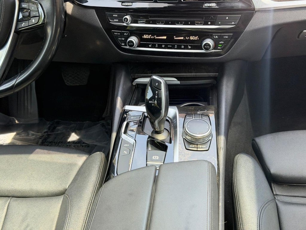 2018 BMW 5 Series 530e xDrive iPerformance Plug-In Hybrid