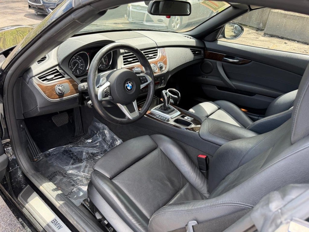 2010 BMW Z4 2dr Roadster sDrive35i