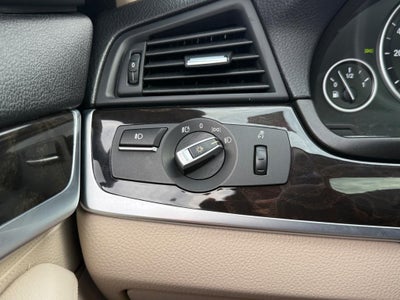 2012 BMW 5 Series 4dr Sdn 528i xDrive AWD