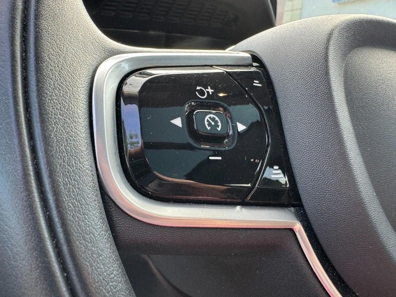 2022 Volvo XC90 T6 AWD Inscription 6P