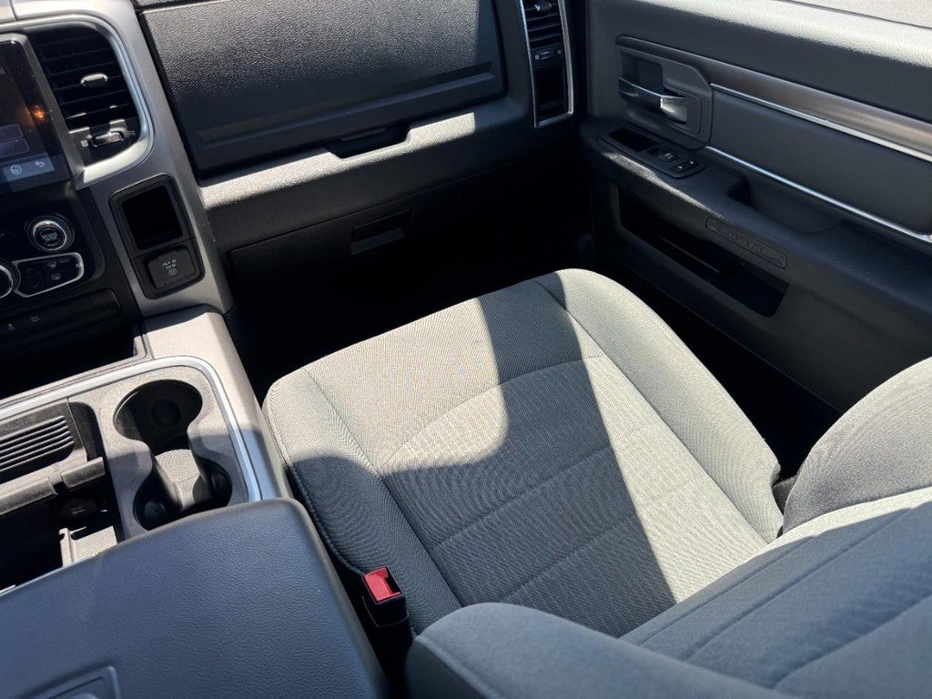 2023 RAM 1500 Classic SLT 4x4 Crew Cab 5'7" Box