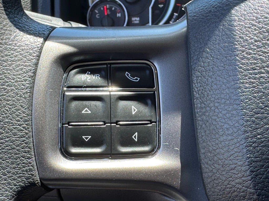 2023 RAM 1500 Classic SLT 4x4 Crew Cab 5'7" Box