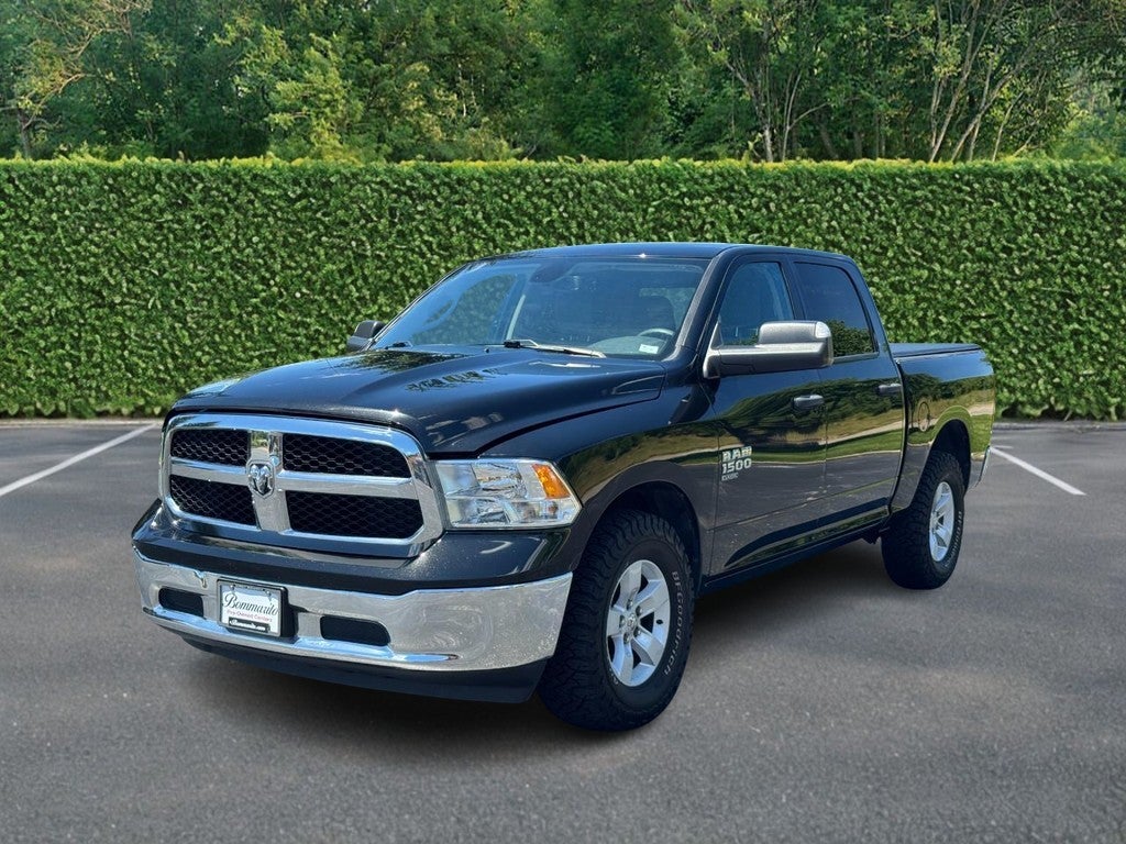 2023 RAM 1500 Classic SLT 4x4 Crew Cab 5'7" Box
