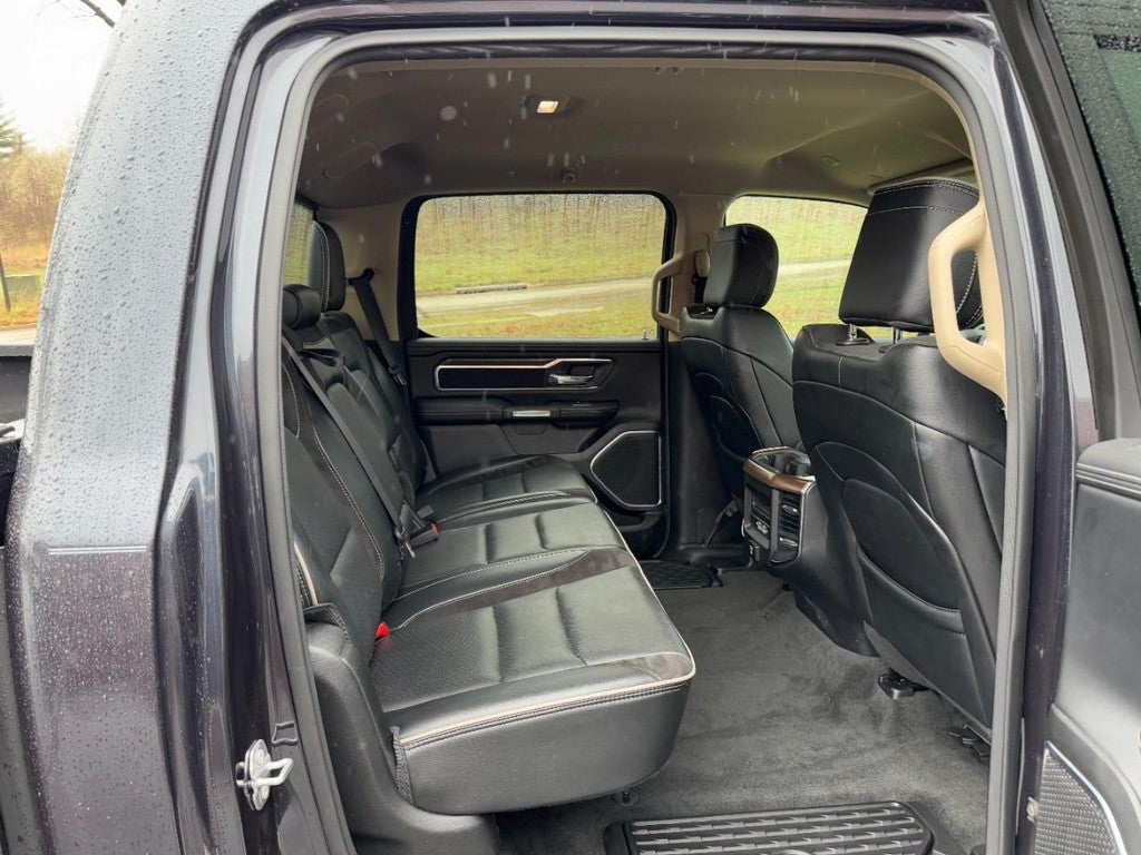 2021 RAM 1500 Laramie 4x4 Crew Cab 5'7" Box