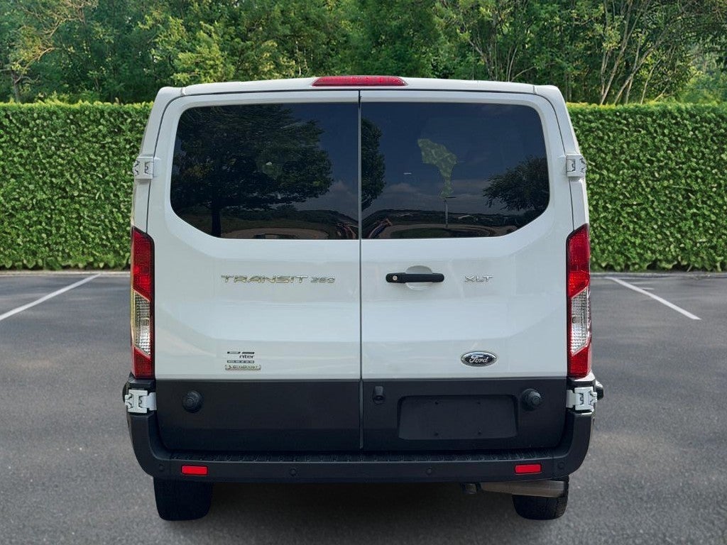 2024 Ford Transit Passenger Wagon T-350 148" Low Roof XLT RWD