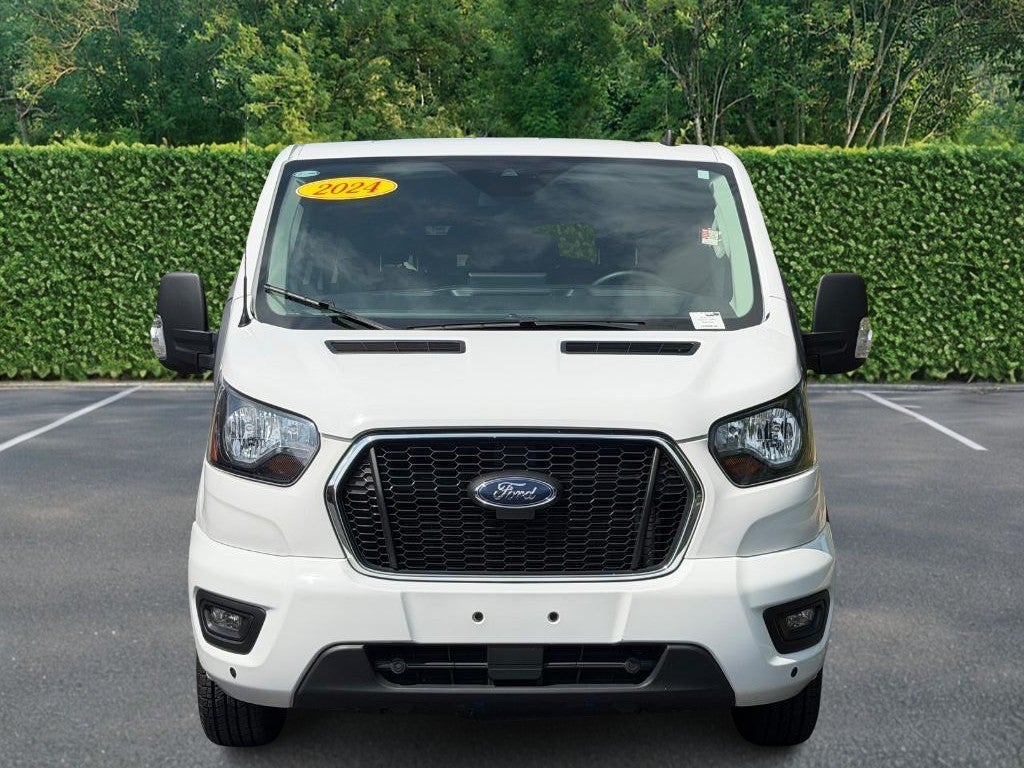 2024 Ford Transit Passenger Wagon T-350 148" Low Roof XLT RWD