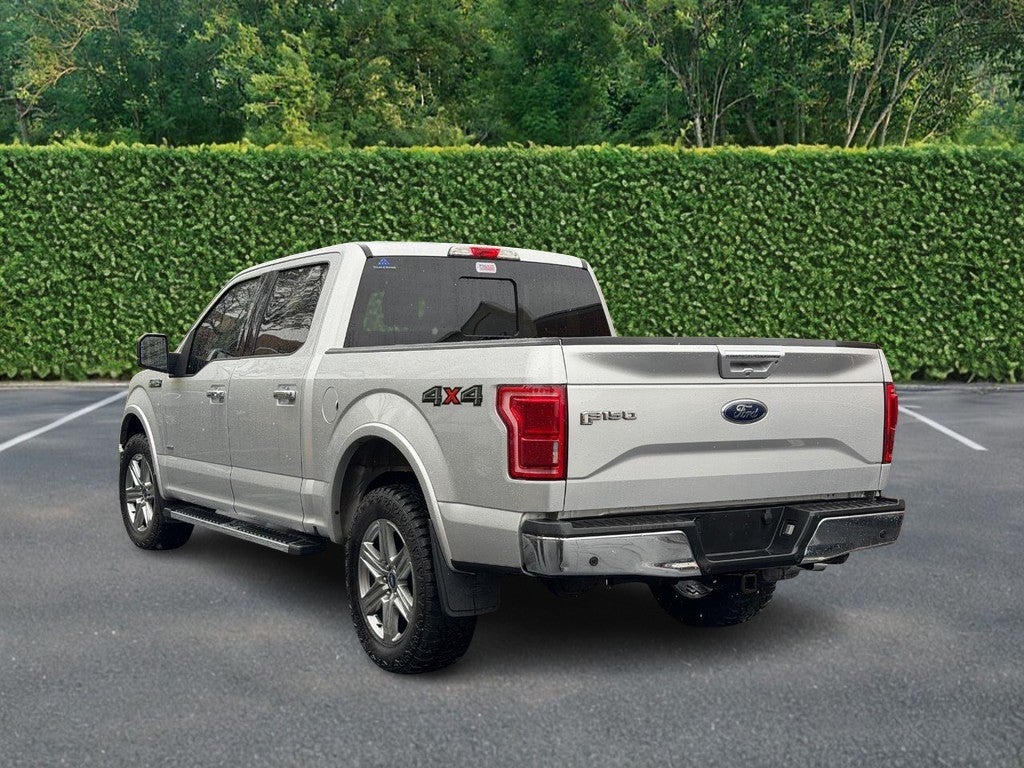 2015 Ford F-150 4WD SuperCrew 145" Lariat