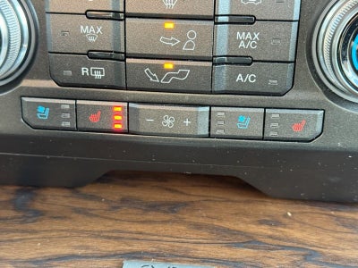 2018 Ford F-150 4WD SuperCrew Box