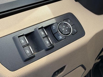 2016 Ford F-150 4WD SuperCrew 145" Lariat