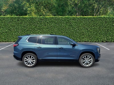 2025 GMC Acadia FWD 4dr Denali