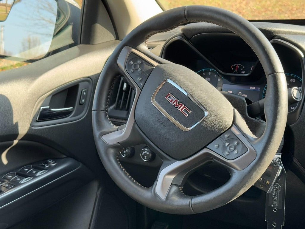 2021 GMC Canyon 4WD Crew Cab 128" AT4 w/Leather