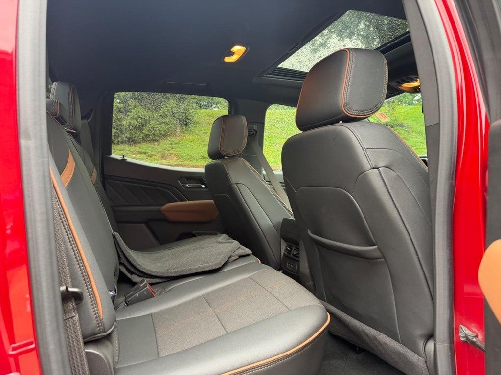 2024 GMC Canyon 4WD Crew Cab AT4