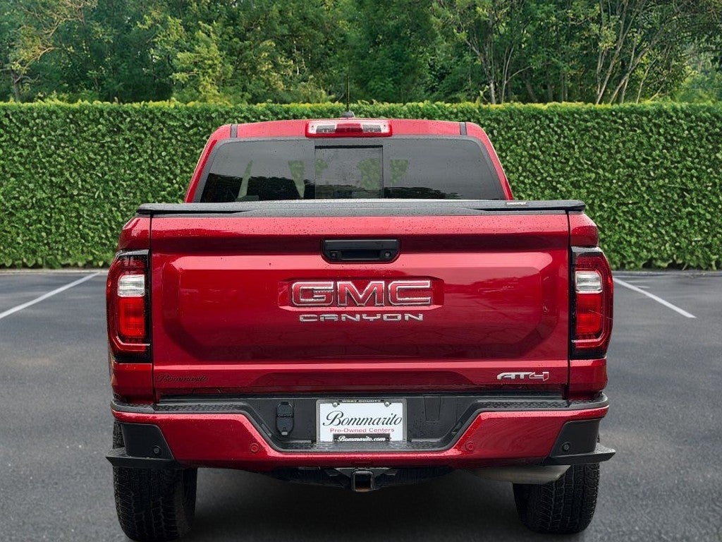 2024 GMC Canyon 4WD Crew Cab AT4