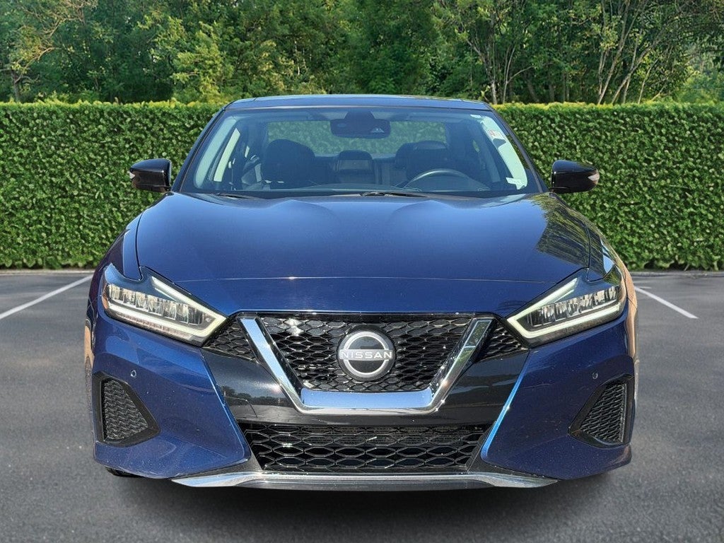 2023 Nissan Maxima SL Sedan