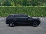 2024 Volkswagen Atlas Cross Sport 2.0T SEL R-Line 4MOTION