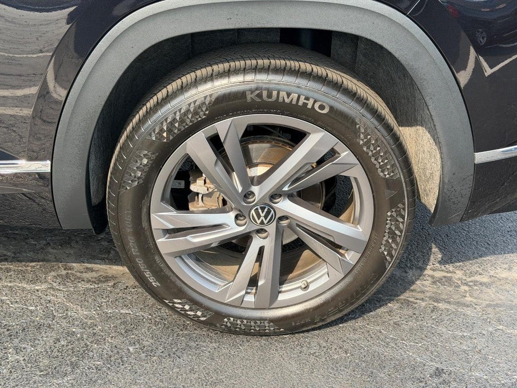 2024 Volkswagen Atlas Cross Sport 2.0T SEL R-Line 4MOTION