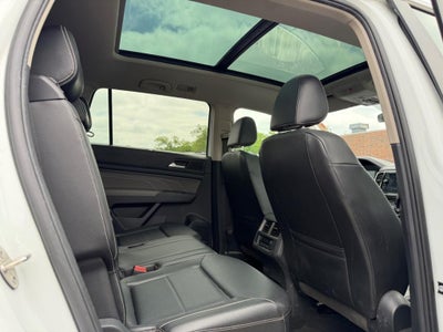 2022 Volkswagen Atlas 2.0T SE w/Technology FWD