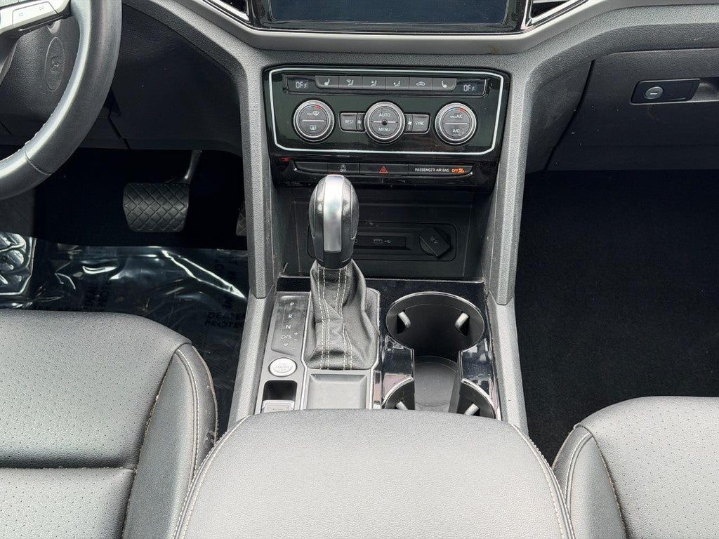 2022 Volkswagen Atlas 2.0T SE w/Technology FWD