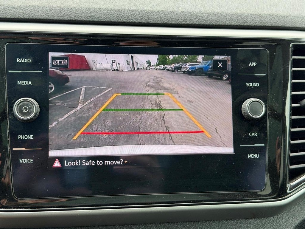 2022 Volkswagen Atlas 2.0T SE w/Technology FWD