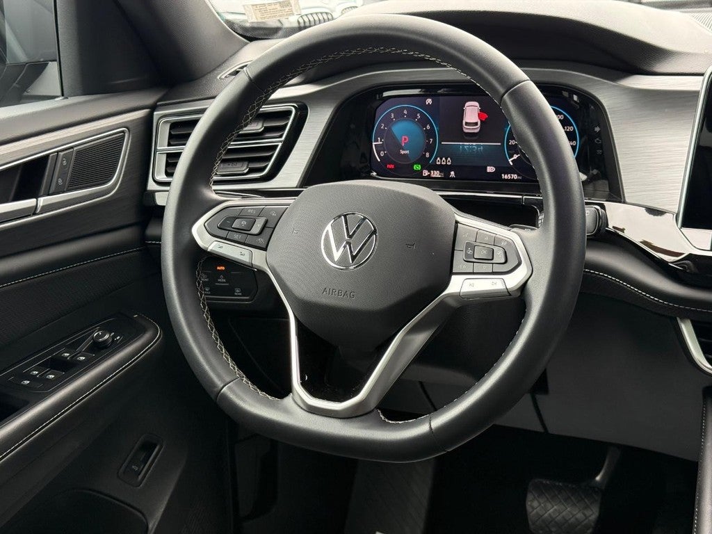 2026 Volkswagen Atlas Cross Sport 2.0T SE w/Technology 4MOTION