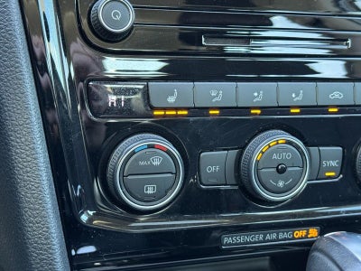 2020 Volkswagen Passat 2.0T R-Line Auto