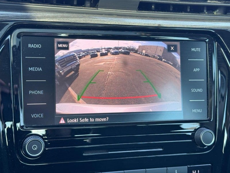 2020 Volkswagen Passat 2.0T R-Line Auto