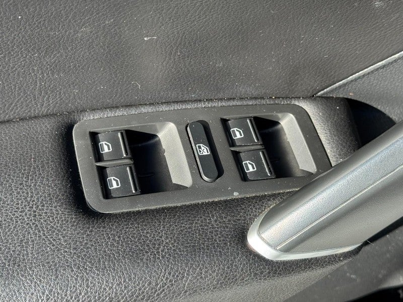 2020 Volkswagen Passat 2.0T R-Line Auto