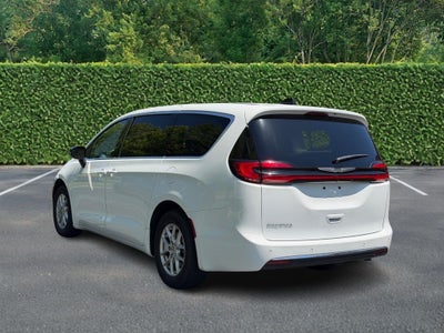 2024 Chrysler Pacifica Touring L FWD