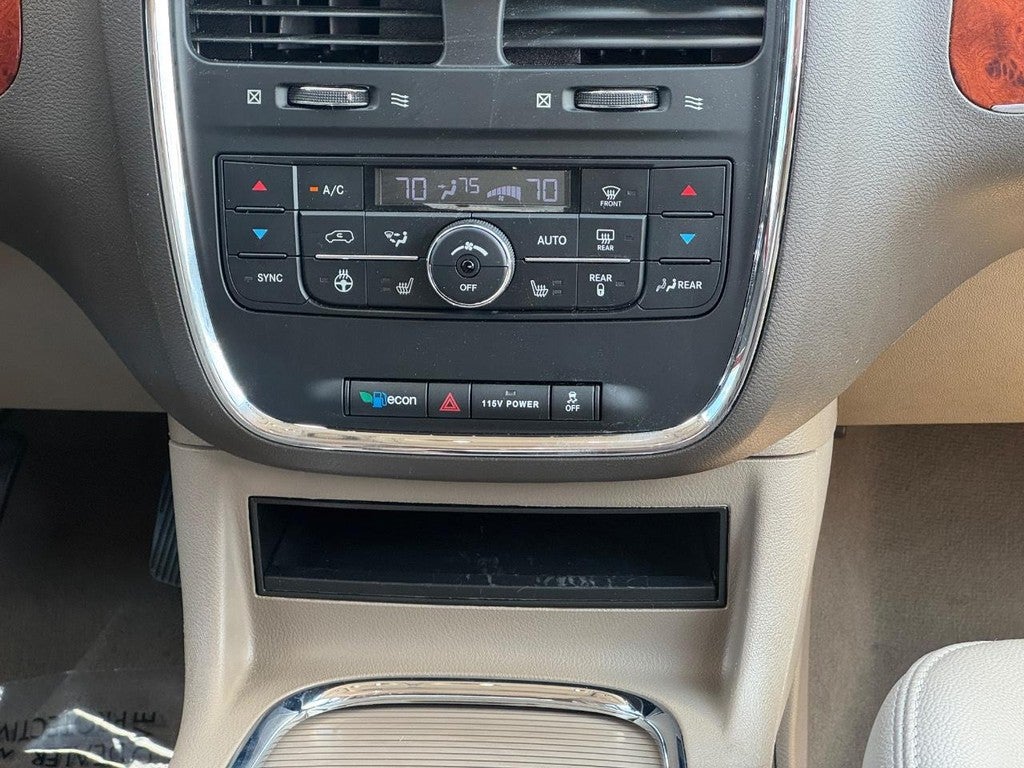 2015 Chrysler Town & Country 4dr Wgn Touring-L