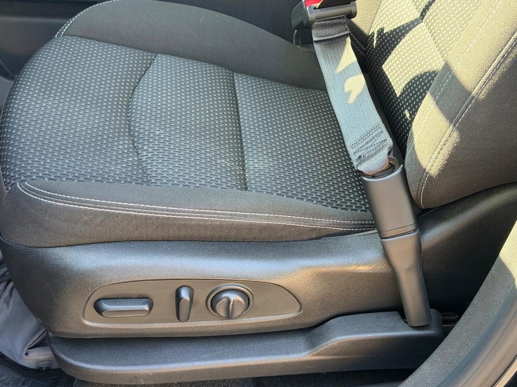 2022 GMC Terrain FWD 4dr SLE