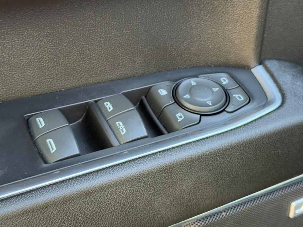 2023 GMC Sierra 1500 4WD Crew Cab 147" SLT