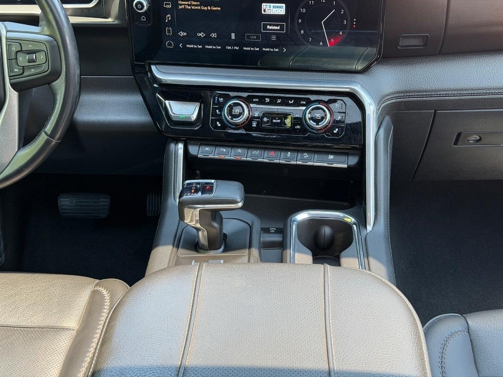 2023 GMC Sierra 1500 4WD Crew Cab 147" Denali