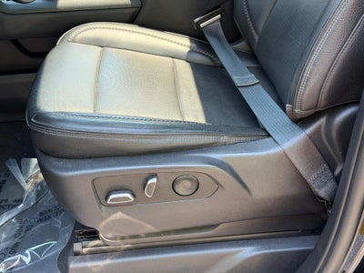 2023 GMC Sierra 1500 4WD Crew Cab 147" Denali