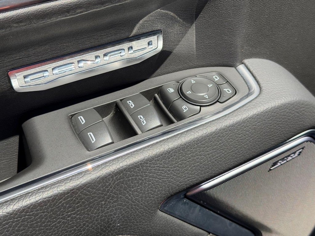 2025 GMC Sierra 1500 4WD Crew Cab 147" Denali