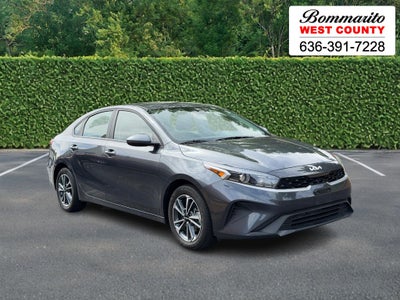 2024 Kia Forte LXS IVT