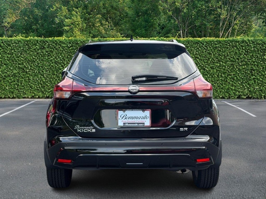 2024 Nissan Kicks SR FWD