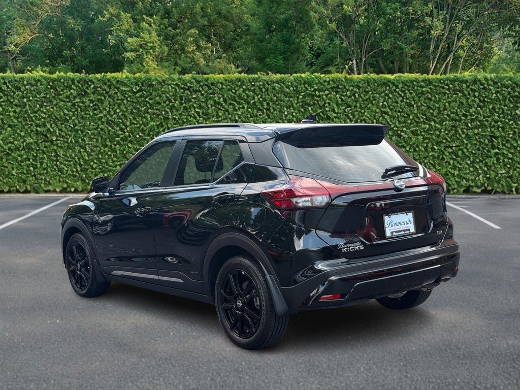 2024 Nissan Kicks SR FWD