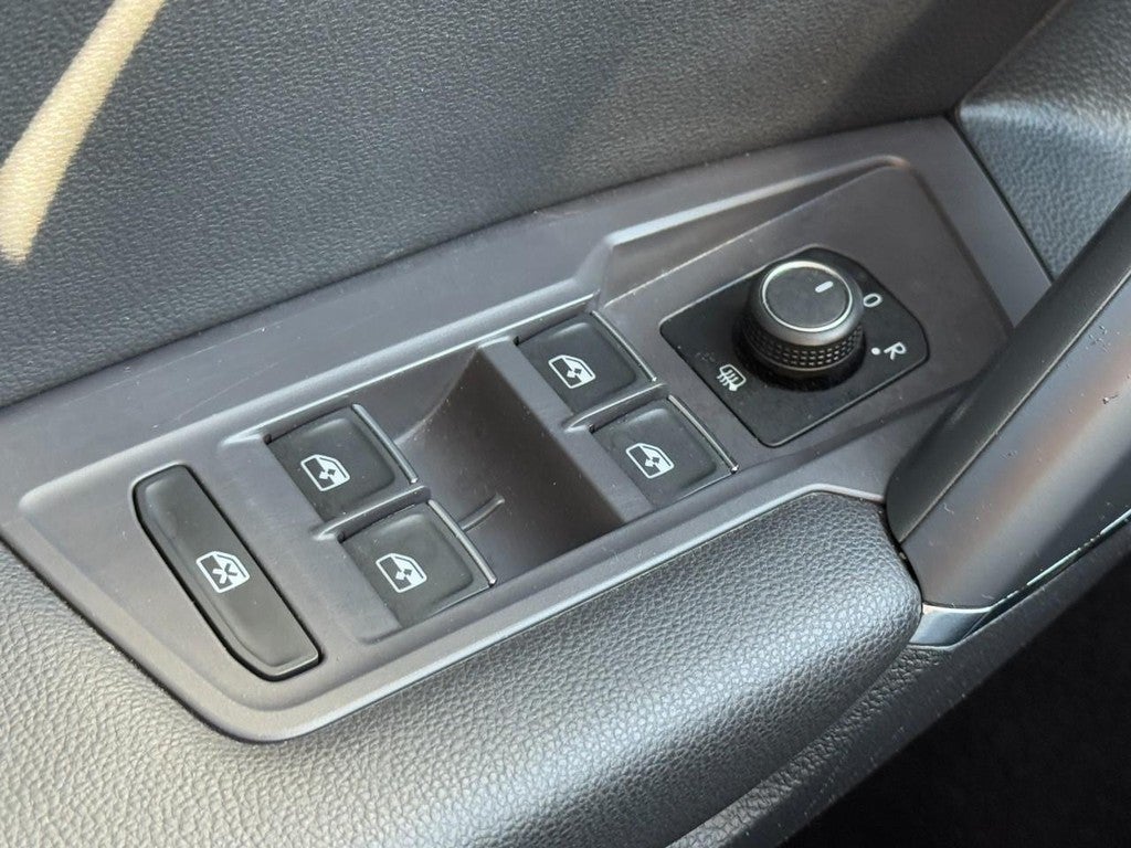 2018 Volkswagen Tiguan 2.0T SEL FWD