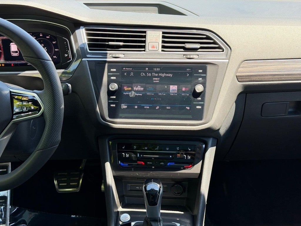 2024 Volkswagen Tiguan 2.0T SEL R-Line 4MOTION
