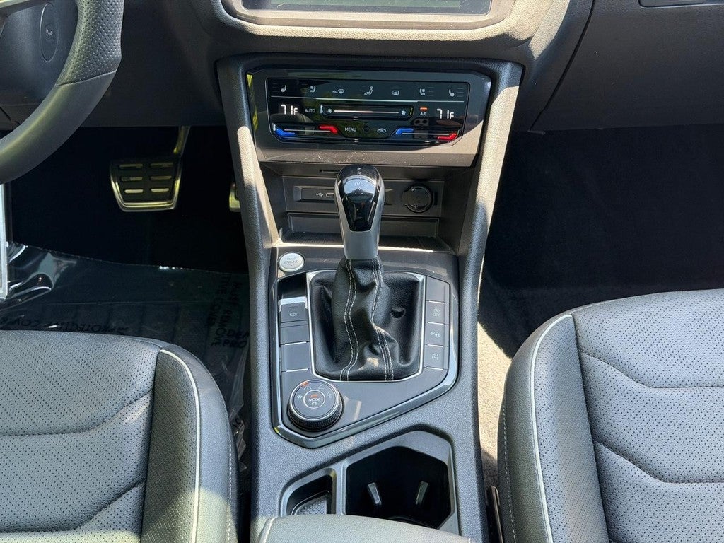 2024 Volkswagen Tiguan 2.0T SEL R-Line 4MOTION