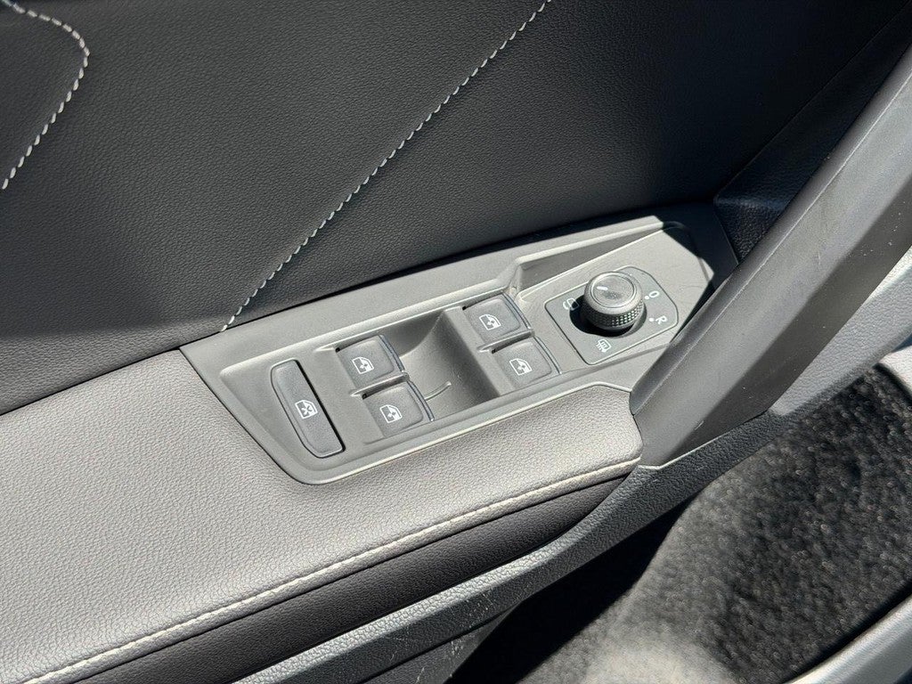 2024 Volkswagen Tiguan 2.0T SEL R-Line 4MOTION